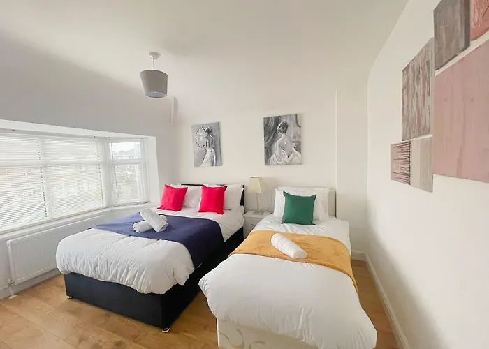 Betahouse -3Br -Pool Table -Free Parking -Spacious